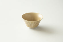 画像をギャラリービューアに読み込む, ROOTS 千花 小丼