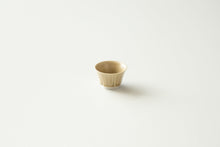 画像をギャラリービューアに読み込む, ROOTS 千花 猪口